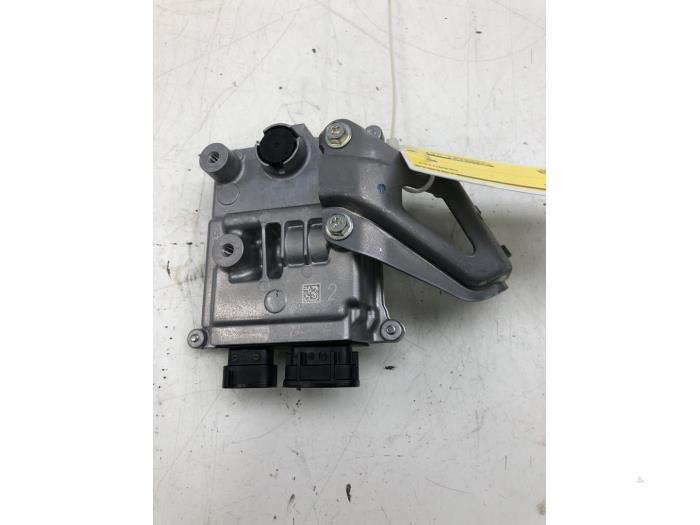 Gebruikte Brandstofpomp module Toyota C-HR (X1,X5) 2.0 16V Hybrid Prijs € 51,45 Margeregeling aangeboden door Wessel Parts & Service B.V.