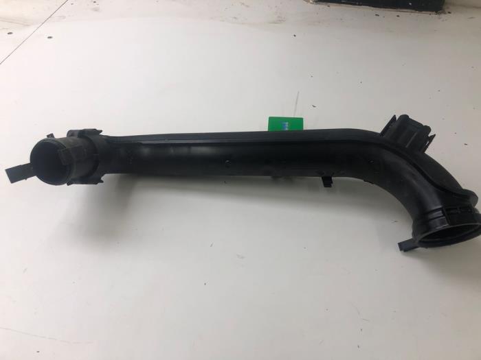 Gebruikte Intercooler Buis Volkswagen Golf VII (AUA) 1.4 TSI BlueMotion Technology 125 16V Prijs € 40,95 Margeregeling aangeboden door Wessel Parts & Service B.V.