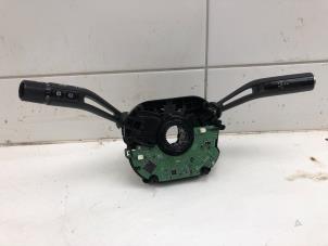 Gebruikte Licht + Raw Schakelaar Mercedes C Estate (S206) C-200d 2.0 Turbo 16V Prijs op aanvraag aangeboden door Wessel Parts & Service B.V.