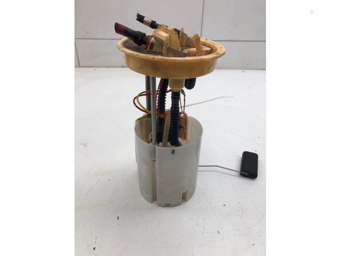 Gebruikte Tank element Pomp Ford Kuga II (DM2) 2.0 TDCi 16V 180 4x4 Prijs € 82,95 Margeregeling aangeboden door Wessel Parts & Service B.V.