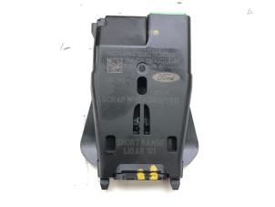 Gebruikte Camera voorzijde Ford Kuga II (DM2) 2.0 TDCi 16V 180 4x4 Prijs € 79,00 Margeregeling aangeboden door Wessel Parts & Service B.V.