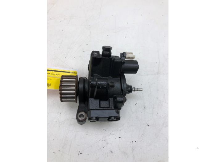 Gebruikte Dieselpomp Mercedes A (W176) 1.5 A-180 CDI, A-180d 16V Prijs € 131,25 Margeregeling aangeboden door Wessel Parts & Service B.V.