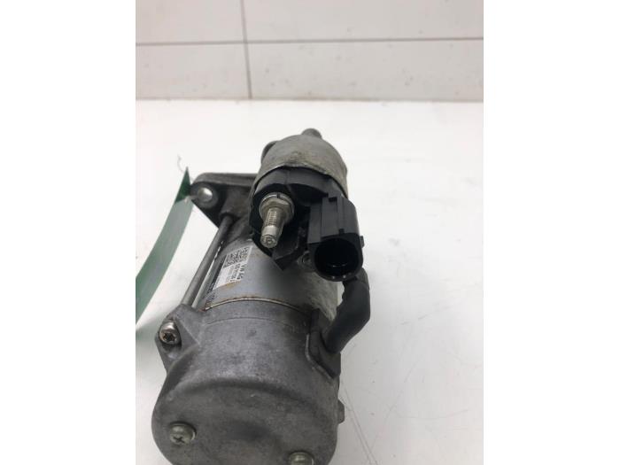 Gebruikte Startmotor Skoda Octavia Combi (5EAC) 2.0 TDI GreenTec 16V Prijs € 51,45 Margeregeling aangeboden door Wessel Parts & Service B.V.