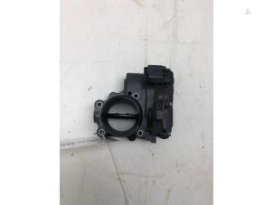 Gebruikte Gasklephuis Ford Kuga II (DM2) 2.0 TDCi 16V 180 4x4 Prijs € 39,00 Margeregeling aangeboden door Wessel Parts & Service B.V.