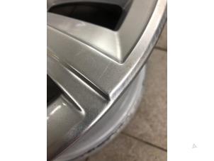 Gebruikte Velg Opel Astra Prijs € 249,00 Margeregeling aangeboden door Wessel Parts & Service B.V.