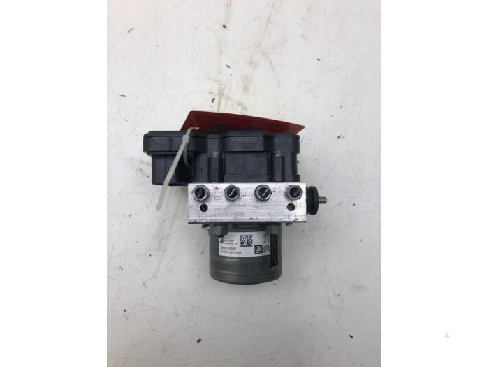 Gebruikte ABS Pomp Opel Corsa F (UB/UH/UP) 1.2 12V 75 Prijs € 156,45 Margeregeling aangeboden door Wessel Parts & Service B.V.