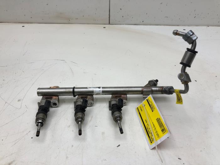 Gebruikte Verstuiver brug Opel Astra K 1.2 Turbo 12V Prijs € 183,75 Margeregeling aangeboden door Wessel Parts & Service B.V.