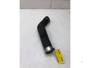 Gebruikte Intercooler Slang BMW X3 (F25) xDrive20d 16V Prijs € 39,00 Margeregeling aangeboden door Wessel Parts & Service B.V.