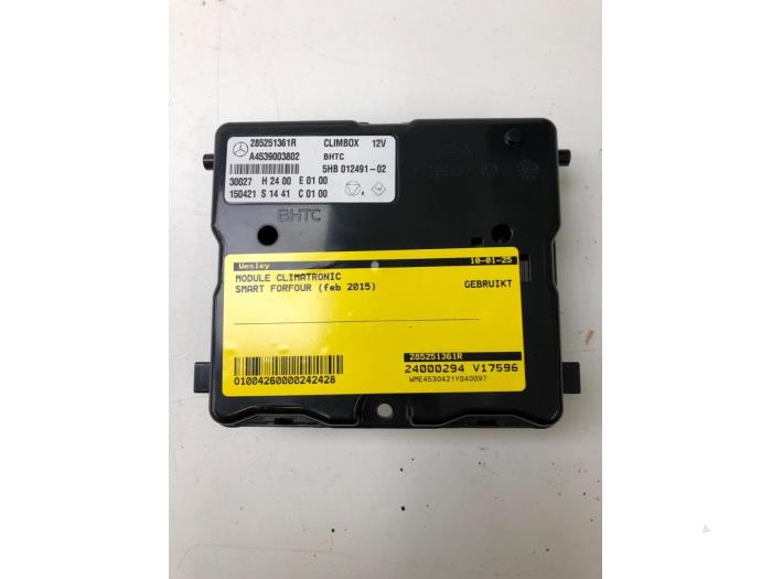 Gebruikte Module climatronic Smart Forfour (453) 1.0 12V Prijs € 61,95 Margeregeling aangeboden door Wessel Parts & Service B.V.