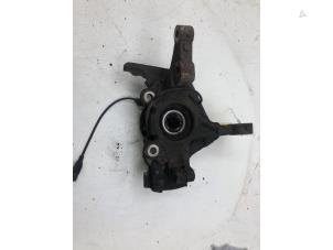 Gebruikte Asschenkel rechts-voor Opel Combo 1.6 CDTI 16V Prijs € 49,00 Margeregeling aangeboden door Wessel Parts & Service B.V.