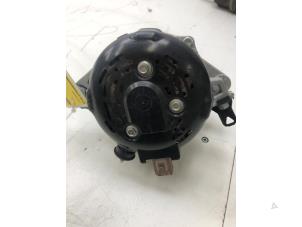 Gebruikte Dynamo Peugeot 108 1.0 12V VVT-i Prijs € 69,00 Margeregeling aangeboden door Wessel Parts & Service B.V.