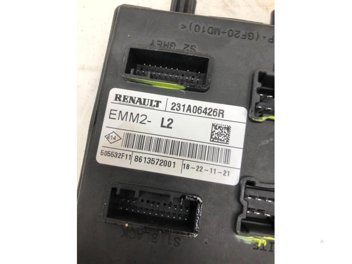 Computer Body Control van een Renault Twingo III (AH) ZE R80 2021