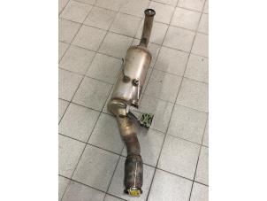 Gebruikte Roetfilter Renault Trafic New (FL) 2.0 dCi 16V 90 Prijs € 499,00 Margeregeling aangeboden door Wessel Parts & Service B.V.