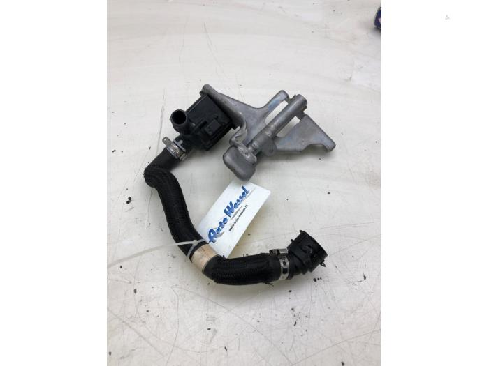 Gebruikte Waterpomp Peugeot Boxer (U9) 2.2 BlueHDi 140 Prijs € 82,95 Margeregeling aangeboden door Wessel Parts & Service B.V.