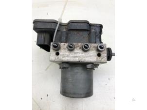 Gebruikte ABS Pomp Ford Transit Custom 2.0 TDCi 16V Eco Blue 130 Prijs € 149,00 Margeregeling aangeboden door Wessel Parts & Service B.V.