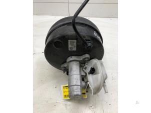 Gebruikte Rembekrachtiger Ford Transit Custom 2.0 TDCi 16V Eco Blue 130 Prijs € 149,00 Margeregeling aangeboden door Wessel Parts & Service B.V.