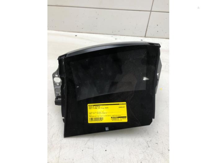 Gebruikte Head-up display Audi e-tron (GEN) 55 quattro Prijs € 523,95 Margeregeling aangeboden door Wessel Parts & Service B.V.