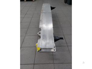 Gebruikte Bumperbalk voor Audi E-tron (GEN) 55 quattro Prijs € 149,00 Margeregeling aangeboden door Wessel Parts & Service B.V.