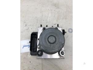 Gebruikte ABS Pomp MAN TGE 2.0 TDI Prijs € 349,00 Margeregeling aangeboden door Wessel Parts & Service B.V.