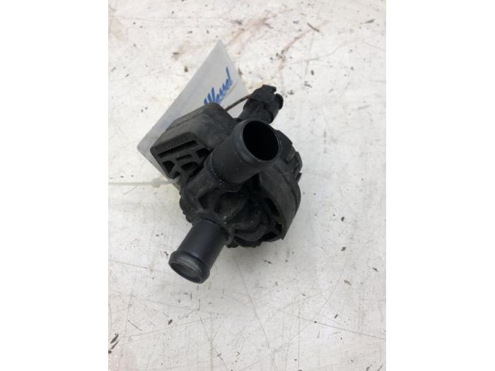 Gebruikte Waterpomp MAN TGE 2.0 TDI Prijs € 82,95 Margeregeling aangeboden door Wessel Parts & Service B.V.