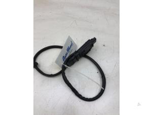 Gebruikte Nox sensor MAN TGE 2.0 TDI Prijs € 199,00 Margeregeling aangeboden door Wessel Parts & Service B.V.