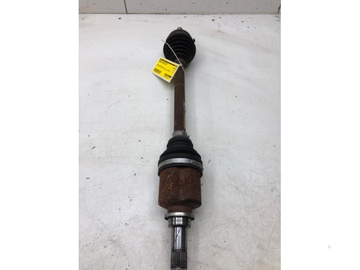 Gebruikte Steekas links-voor Renault Kangoo (RK..) 1.3 TCE 100 16V Prijs € 261,45 Margeregeling aangeboden door Wessel Parts & Service B.V.
