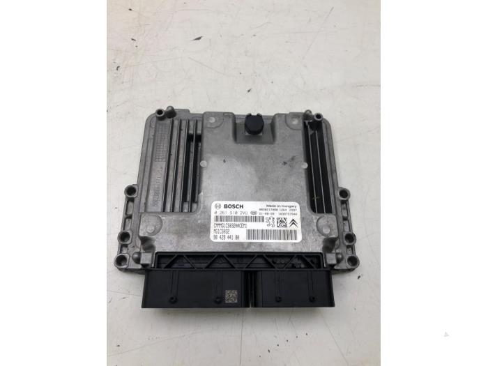 Gebruikte Computer Motormanagement Opel Corsa F (UB/UH/UP) 1.2 Turbo 12V 100 Prijs € 156,45 Margeregeling aangeboden door Wessel Parts & Service B.V.