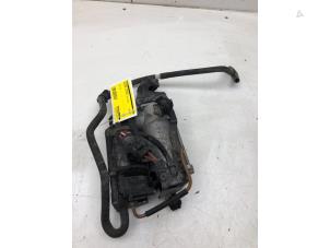 Gebruikte Luchtpomp (Vering) Mercedes GLC (X253) 2.2 250d 16V BlueTEC 4-Matic Prijs € 399,00 Margeregeling aangeboden door Wessel Parts & Service B.V.