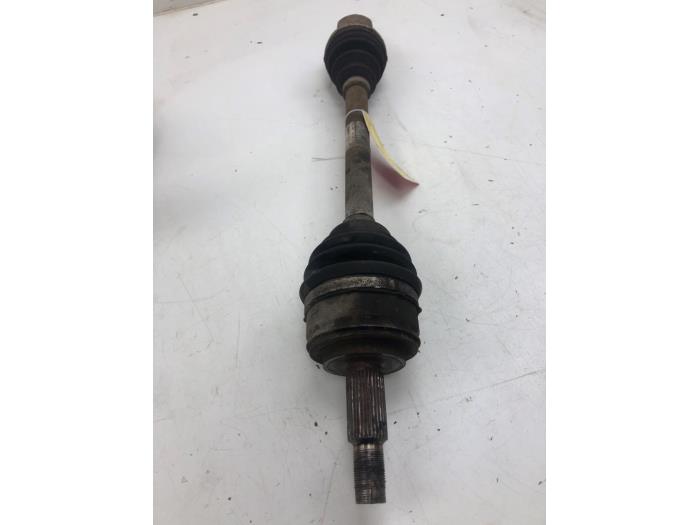 Gebruikte Steekas links-voor Opel Movano 2.3 CDTi 16V FWD Prijs € 131,25 Margeregeling aangeboden door Wessel Parts & Service B.V.