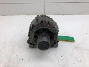 Gebruikte Dynamo Volkswagen Beetle (16AB) Prijs € 49,00 Margeregeling aangeboden door Wessel Parts & Service B.V.