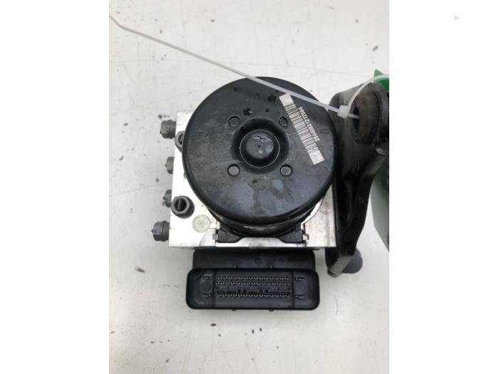 Gebruikte ABS Pomp Volkswagen Beetle (16AB) Prijs € 288,75 Margeregeling aangeboden door Wessel Parts & Service B.V.