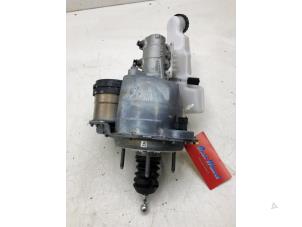 Gebruikte Rembooster Opel Astra L (F3/FB/FM/FP) 1.6 Plug-in Hybrid Turbo 16V Prijs € 299,00 Margeregeling aangeboden door Wessel Parts & Service B.V.