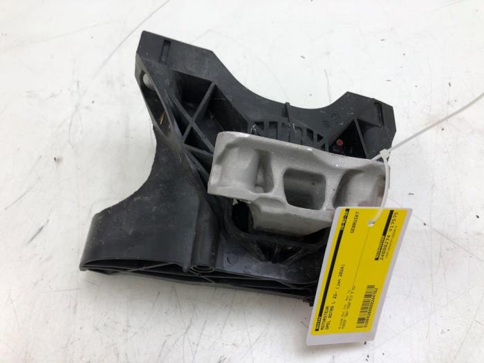 Gebruikte Motorrubber Opel Astra L (F3/FB/FM/FP) 1.6 Plug-in Hybrid Turbo 16V Prijs € 40,95 Margeregeling aangeboden door Wessel Parts & Service B.V.