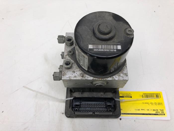 Gebruikte ABS Pomp Opel Astra J (PC6/PD6/PE6/PF6) 1.4 Turbo 16V Prijs € 131,25 Margeregeling aangeboden door Wessel Parts & Service B.V.