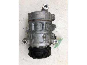 Gebruikte Aircopomp Volkswagen Crafter (SY) 2.0 TDI FWD Prijs € 125,00 Margeregeling aangeboden door Wessel Parts & Service B.V.