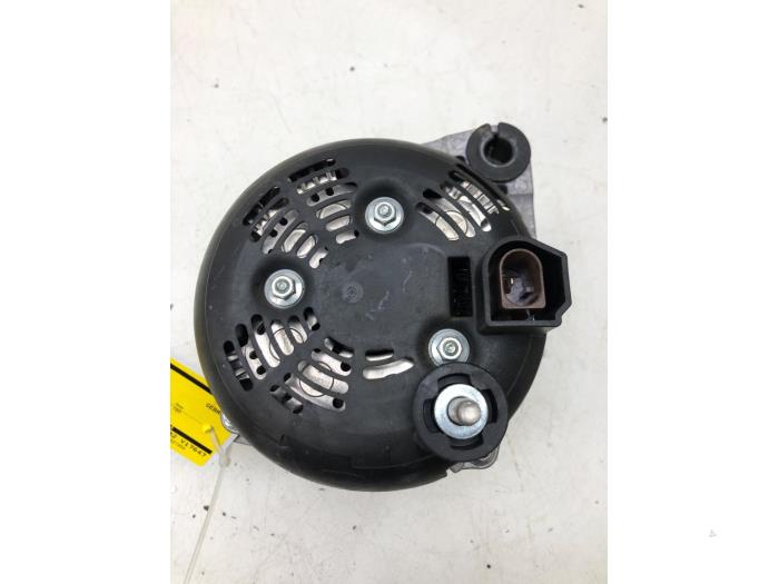 Gebruikte Dynamo Jeep Compass II (MP) 2.0 Multijet II 170 16V 4x4 Prijs € 183,75 Margeregeling aangeboden door Wessel Parts & Service B.V.