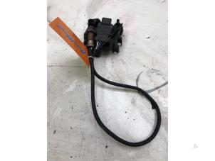 Gebruikte Nox sensor Mercedes Vito (447.6) 2.0 116 CDI 16V 4x4 Prijs € 49,00 Margeregeling aangeboden door Autobedrijf G.H. Wessel B.V.