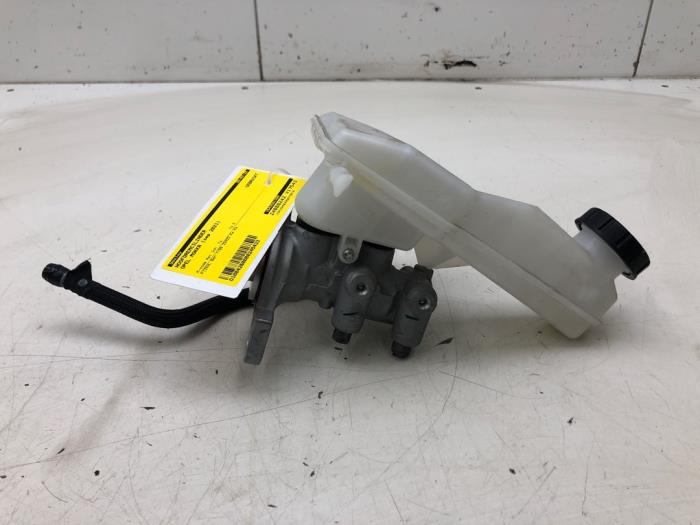 Gebruikte Hoofdremcilinder Opel Mokka 1.2 Turbo 12V Prijs € 61,95 Margeregeling aangeboden door Wessel Parts & Service B.V.