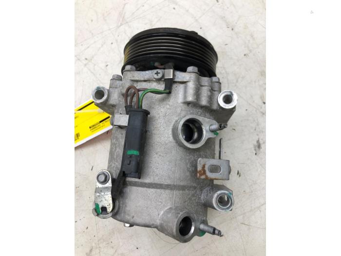 Gebruikte Aircopomp Opel Mokka 1.2 Turbo 12V Prijs € 93,45 Margeregeling aangeboden door Wessel Parts & Service B.V.