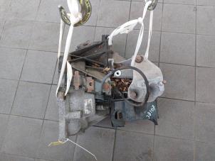 Gebruikte Versnellingsbak Ford Fiesta 6 (JA8) 1.25 16V Prijs € 249,00 Margeregeling aangeboden door Wessel Parts & Service B.V.