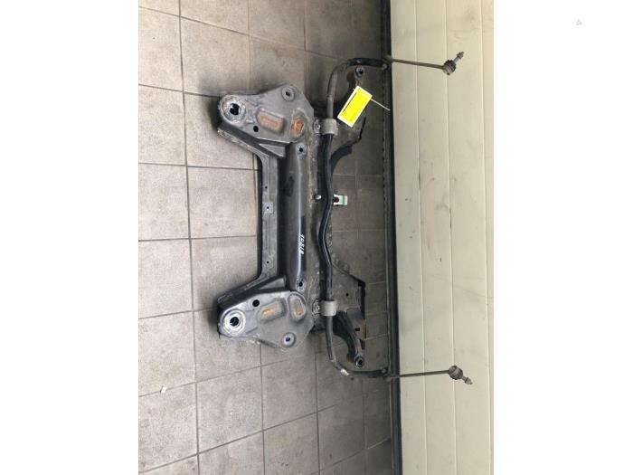 Subframe van een Opel Mokka 1.2 Turbo 12V 2021