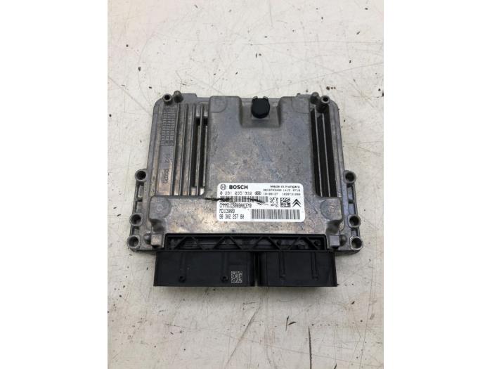 Gebruikte Computer Motormanagement Opel Grandland (X) 1.5 CDTI 130 Prijs € 183,75 Margeregeling aangeboden door Wessel Parts & Service B.V.