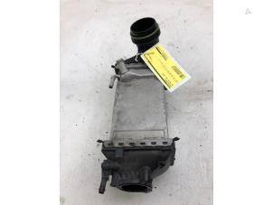 Intercooler van een Volkswagen Taigo 1.0 TSI 110 12V 2022