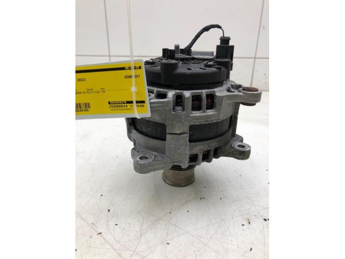 Gebruikte Dynamo Volkswagen Taigo 1.0 TSI 110 12V Prijs € 51,45 Margeregeling aangeboden door Wessel Parts & Service B.V.