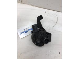 Gebruikte Waterpomp MAN TGE 2.0 TDI Prijs € 49,00 Margeregeling aangeboden door Wessel Parts & Service B.V.