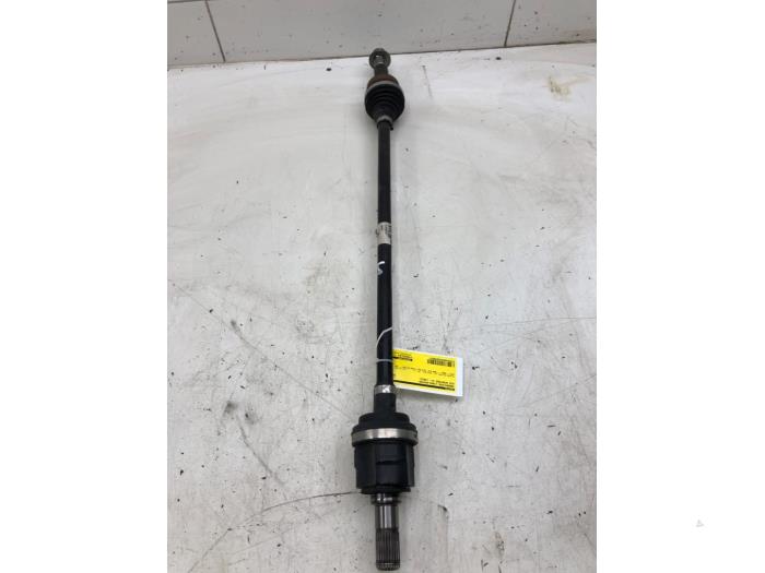 Gebruikte Aandrijfas links-achter Kia Sportage (NQ5E) 1.6 T-GDi MHEV 16V AWD Prijs € 131,25 Margeregeling aangeboden door Wessel Parts & Service B.V.