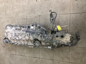 Gebruikte Tank adblue Jeep Compass II (MP) 2.0 Multijet II 170 16V 4x4 Prijs € 399,00 Margeregeling aangeboden door Wessel Parts & Service B.V.