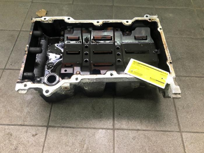 Gebruikte Carterpan Opel Insignia Sports Tourer 2.8 V6 Turbo 24V 4x4 Ecotec Prijs € 156,45 Margeregeling aangeboden door Wessel Parts & Service B.V.
