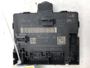 Gebruikte Deur module Audi Q4 Sportback (4FN) 40 e-tron 77 kWh Prijs € 59,00 Margeregeling aangeboden door Wessel Parts & Service B.V.