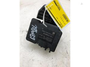 Gebruikte ABS Pomp Kia Sportage (NQ5E) 1.6 T-GDi MHEV 16V AWD Prijs € 299,00 Margeregeling aangeboden door Wessel Parts & Service B.V.